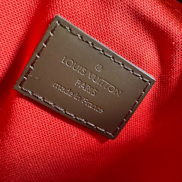 Beautiful Louis Vuitton SIENA PM Damier ebene with long strap, duster and cert. - Picture 4 of 16